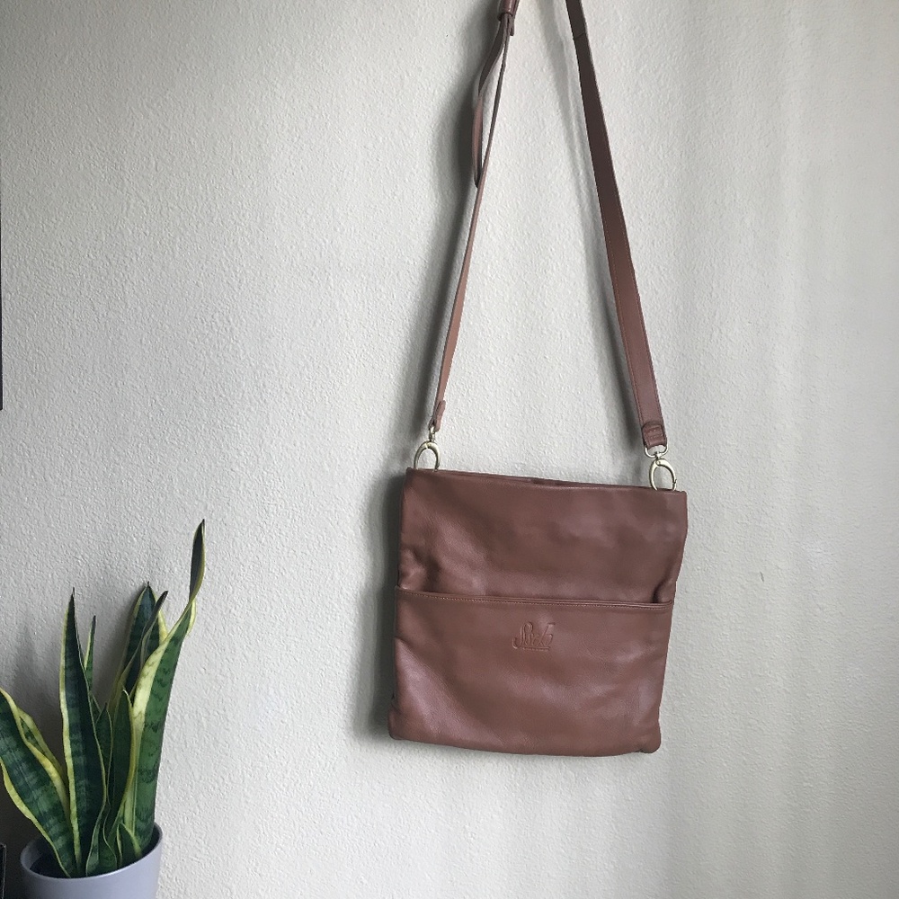 SSEKO DESIGNS ❤️ Caramel Foldover Crossbody Bag